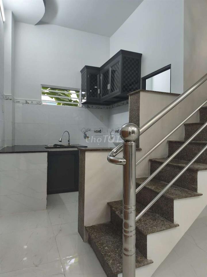 Bán nhà 1 lầu 2/ngắn đường Tân Thới Hiệp 06 P.Tân Thới Hiệp Quận 12