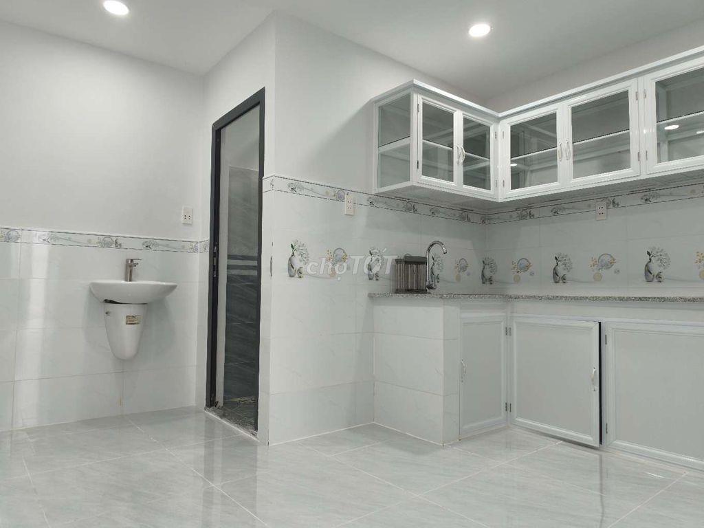 Bán đúc lửng 2/ngắn đường HT 43 P.Tân Thới Hiệp Quận 12 TP.HCM.