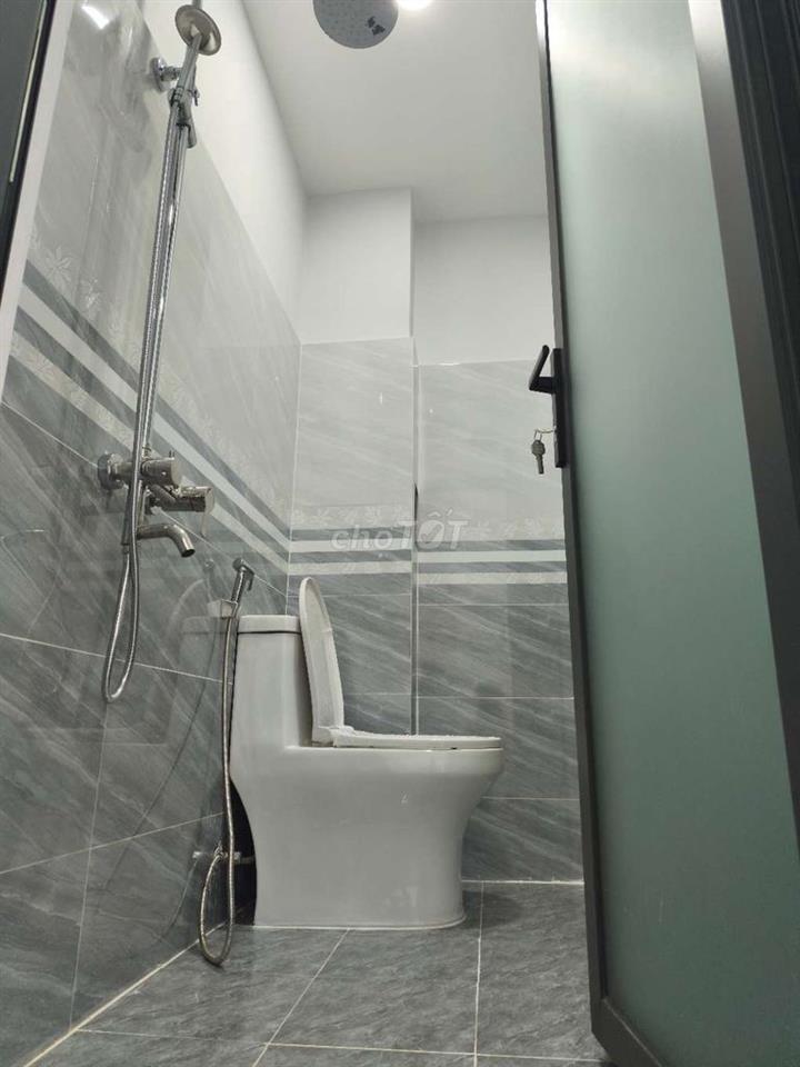 Bán đúc lửng 2/ngắn đường HT 43 P.Tân Thới Hiệp Quận 12 TP.HCM.