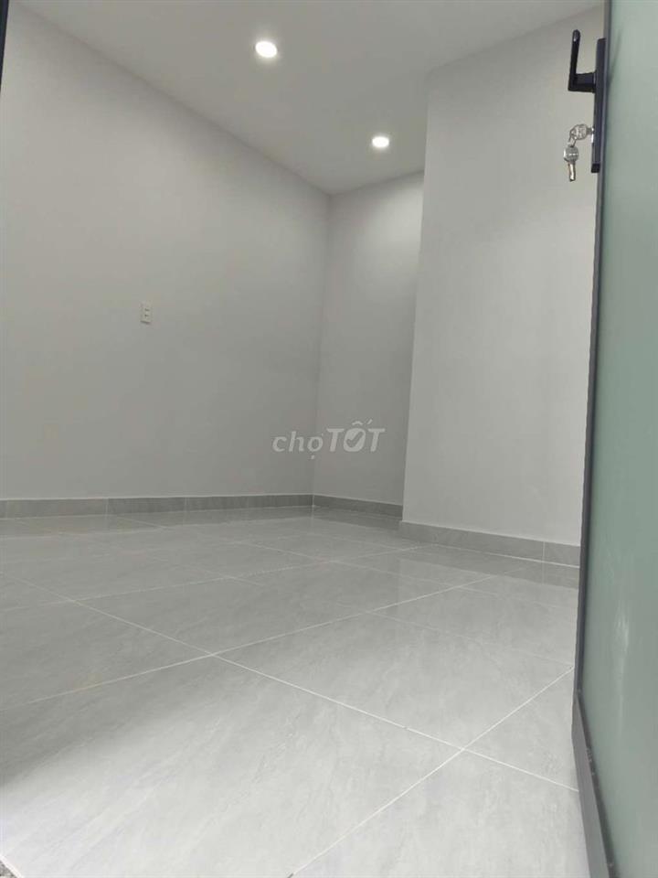 Bán đúc lửng 2/ngắn đường HT 43 P.Tân Thới Hiệp Quận 12 TP.HCM.
