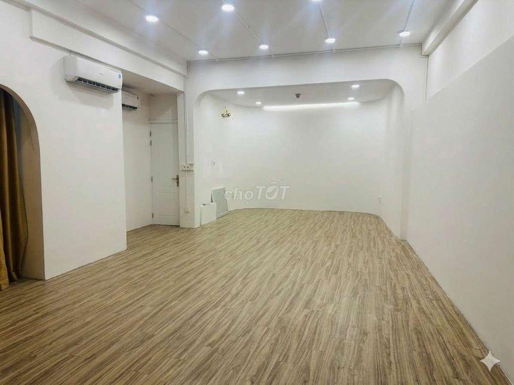 CHO THUÊ LẦU 4 MẶT TIỀN ĐƯỜNG CỘNG HÒA- VIEW SIÊU ĐẸP, GIÁ RẺ BẤT NGỜ