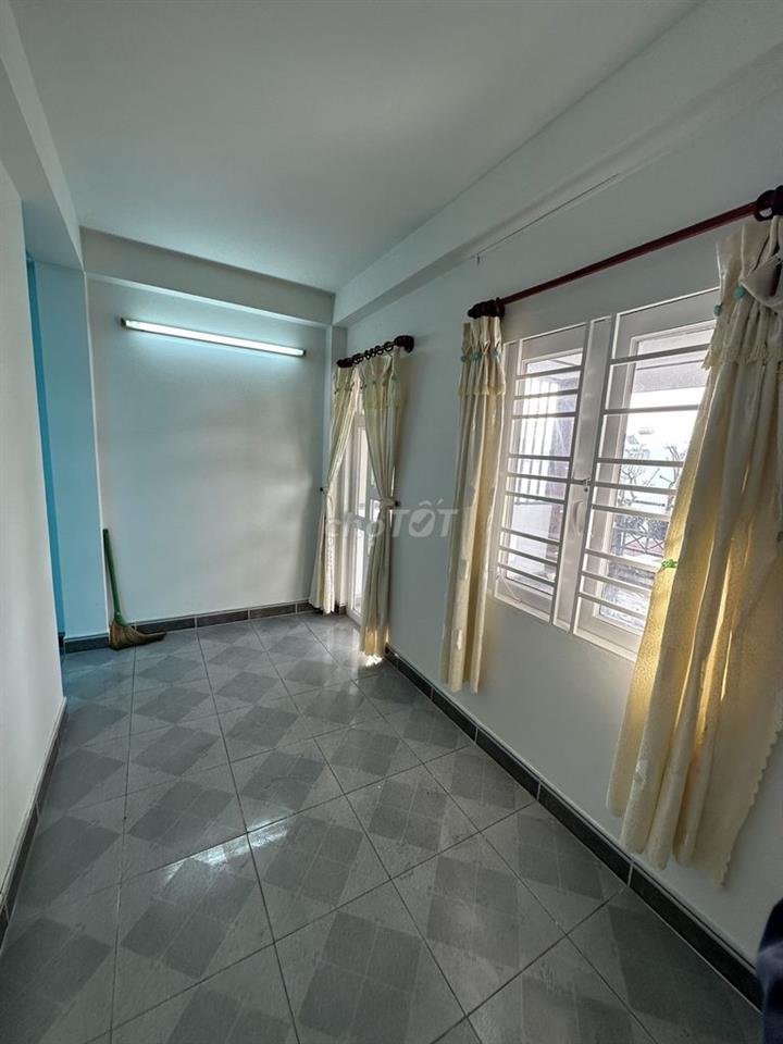 GIÁ SỐC! 🏡 NHÀ CHÍNH CHỦ Q.12 – 2 MẶT TIỀN – 5PN – XE HƠI VÀO NHÀ