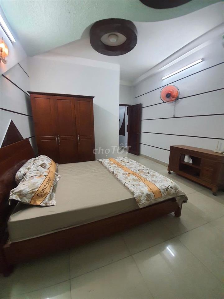 GIÁ SỐC! 🏡 NHÀ CHÍNH CHỦ Q.12 – 2 MẶT TIỀN – 5PN – XE HƠI VÀO NHÀ