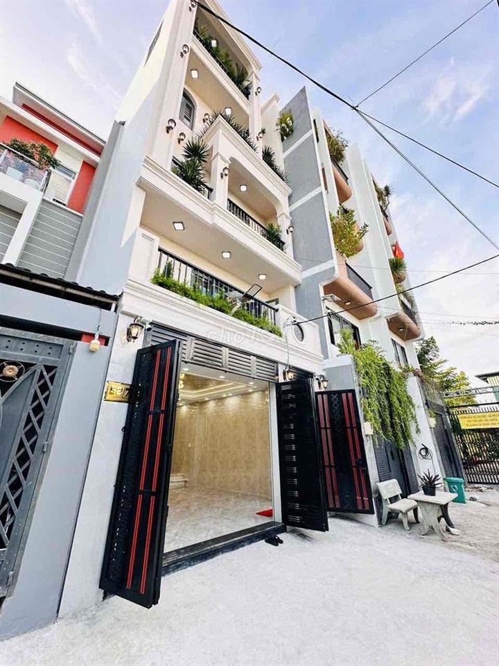 nhà ngang 5,5 m, có thang máy, khu villa sunshine quận 12