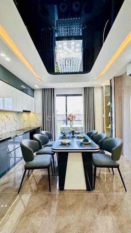 chính chủ cần bán nhà trệt lửng 3 lâu