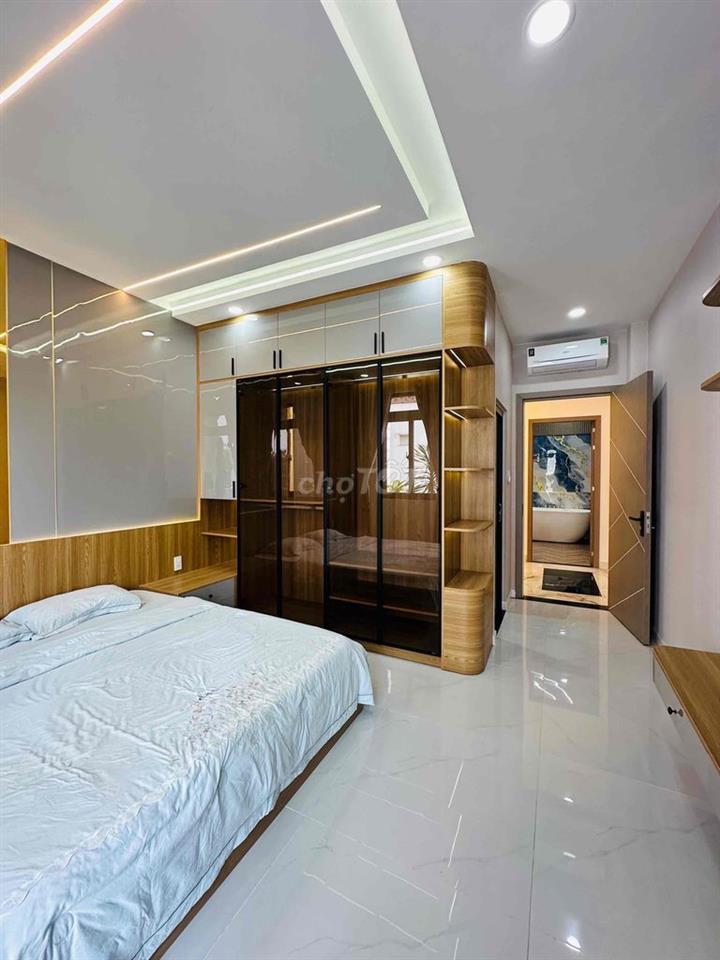 nhà xây mới, có 3 PN, sổ hồng riêng quận 12