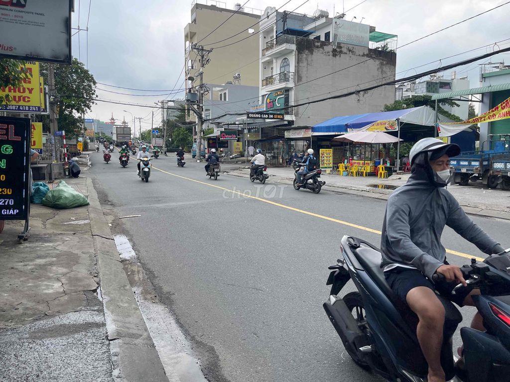 Cần bán nhà Mặt Tiền Hà Huy Giáp Q12