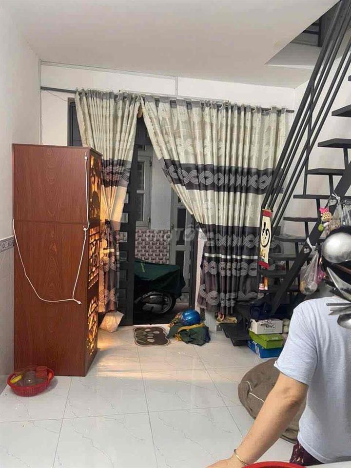 bán nhà dt 3,5x5 1 lầu bán công rộng sát khu côn nghiệp Q12