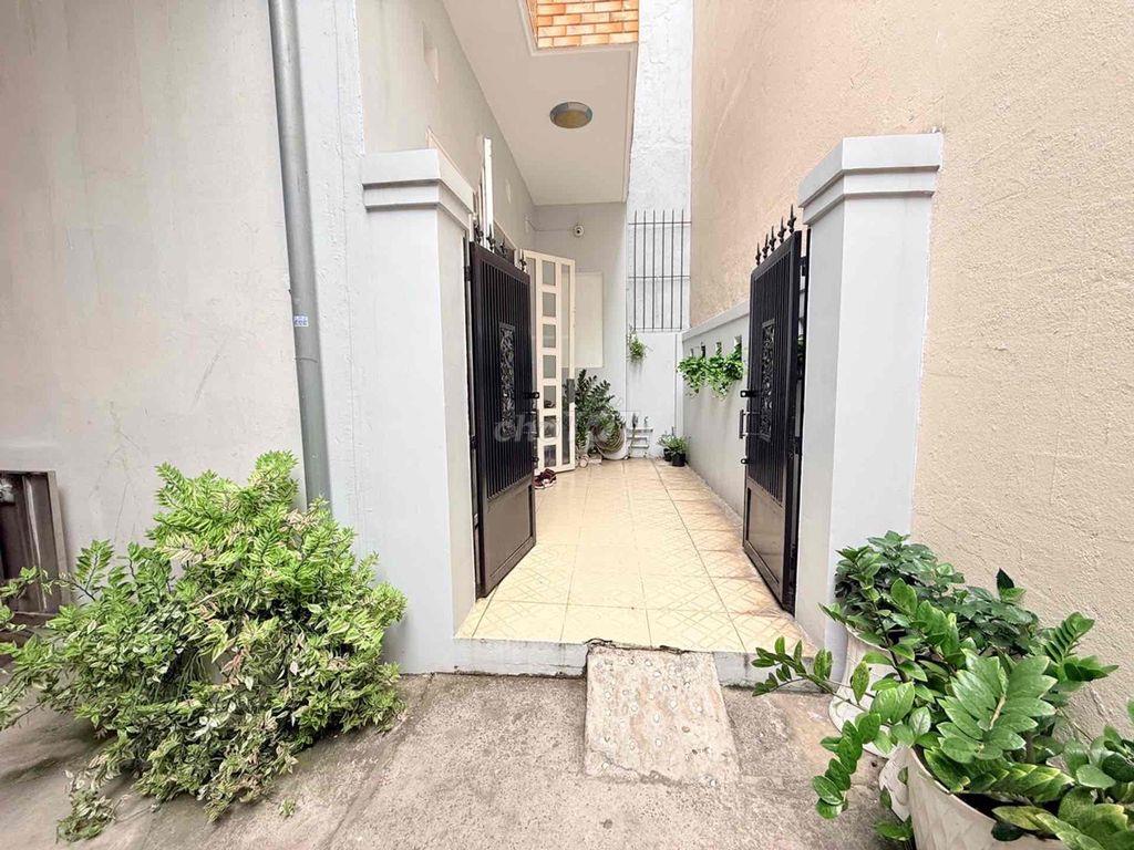 chủ cần bán gấp nhà Thới An