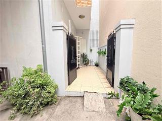 chủ cần bán gấp nhà Thới An