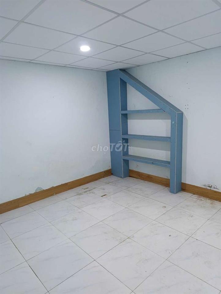 Bán nhà quận 12