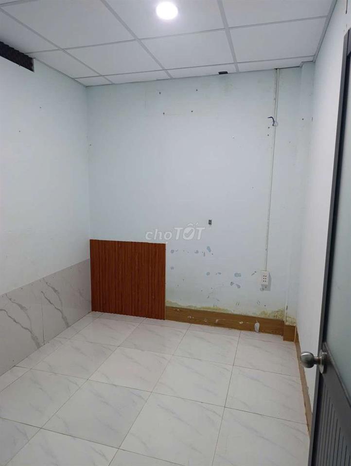 Bán nhà quận 12