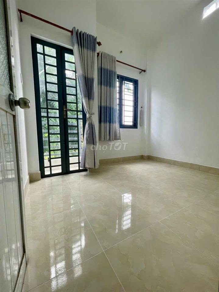 Nhà thạnh Xuân 25 Q12 1 lầu 2pn hẻm thông buôn bán