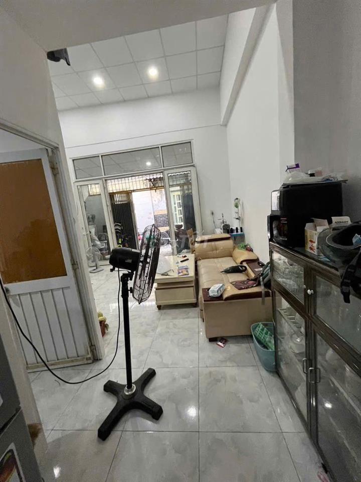 Nhà sổ riêng gần ủy ban thạnh Xuân Q12 nhà 2pn 48m2