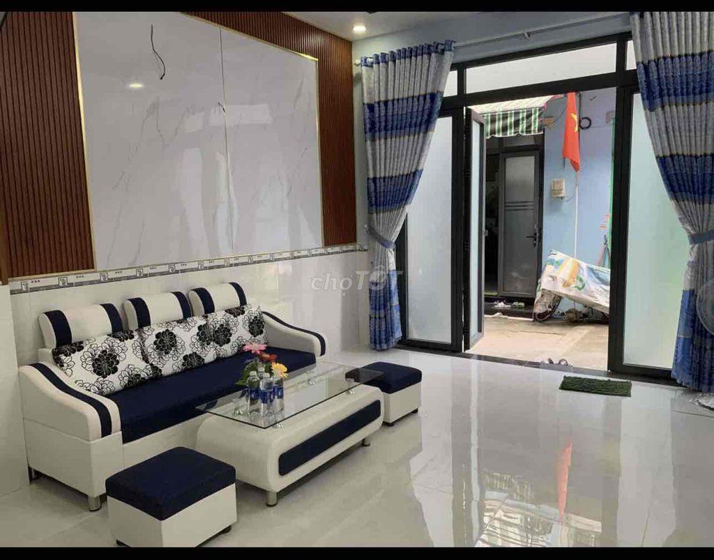 nhà gần cầu vượt ngã tư ga Q12 1 lầu 2pn hẻm xe hơi