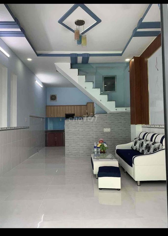 nhà gần cầu vượt ngã tư ga Q12 1 lầu 2pn hẻm xe hơi