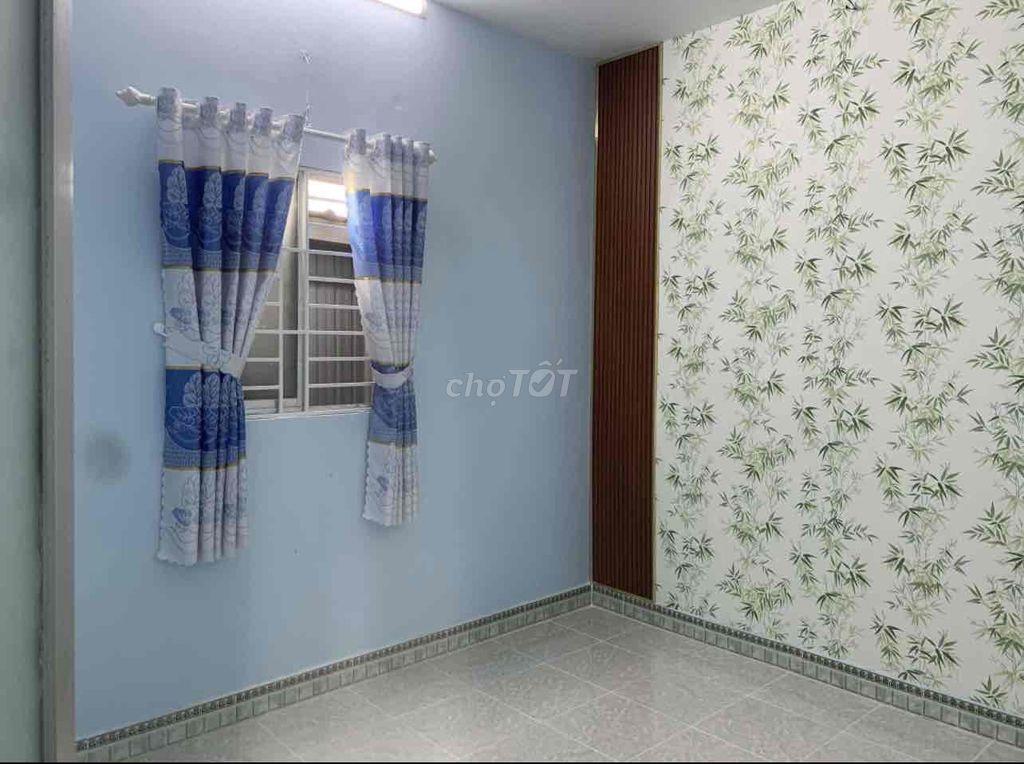 nhà gần cầu vượt ngã tư ga Q12 1 lầu 2pn hẻm xe hơi
