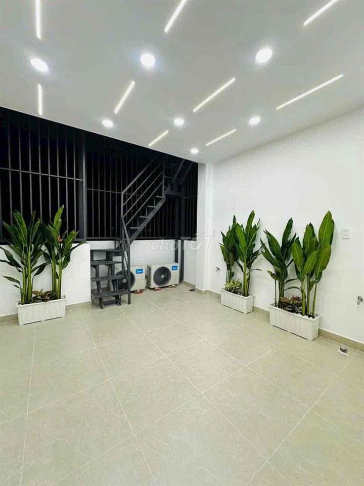 Bán nhà phố mặt tiền TTN 04, Đông Hưng Thuận, TP.HCM