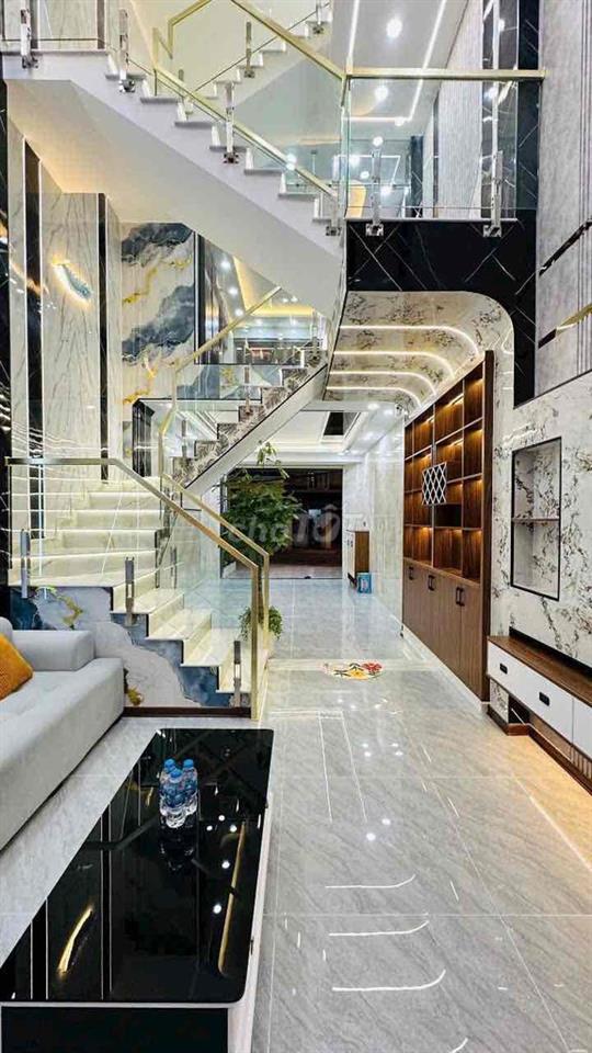 Bán nhà phố mặt tiền TTN 04, Đông Hưng Thuận, TP.HCM
