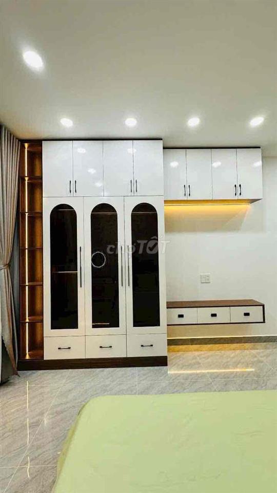Bán nhà phố mặt tiền TTN 04, Đông Hưng Thuận, TP.HCM