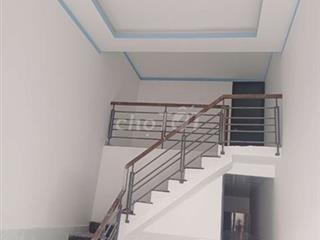 Nhà mới xây dựng xông Cần bán