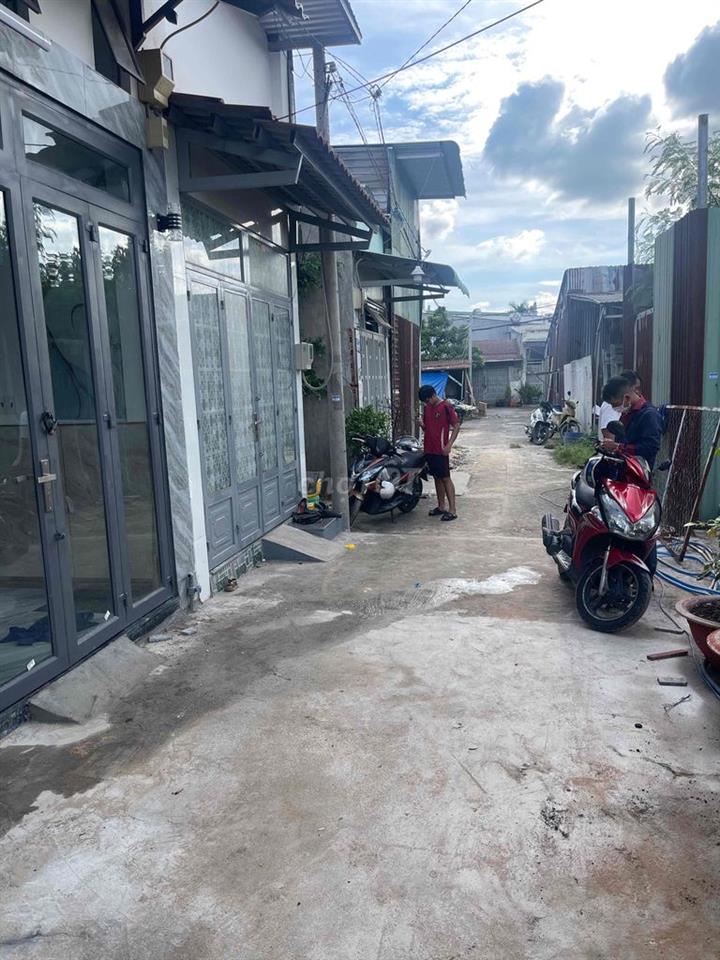 BÁN GẤP NHÀ HẺM 2/ LÊ VĂN KHƯƠNG