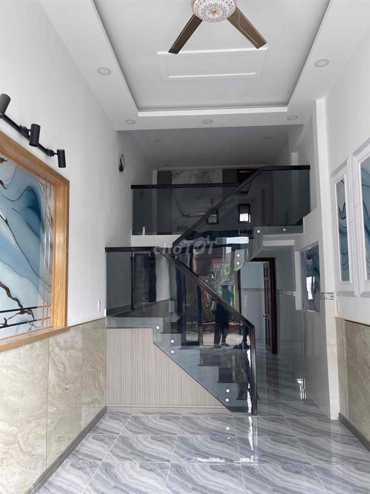 BÁN GẤP NHÀ HẺM 2/ LÊ VĂN KHƯƠNG