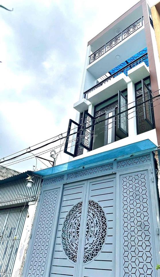 CẦN BÁN NHÀ XE Ô TÔ 7 CHỔ VÀO THẲNG TRONG NHÀ