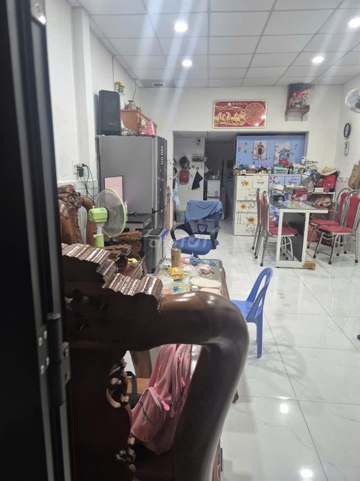 Nhà ở riêng lẻ hẽm ô tô 5m