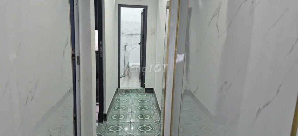 Cần bán nhà hẻm mới đẹp gần đường Lê Thị Riêng , P. Thới An