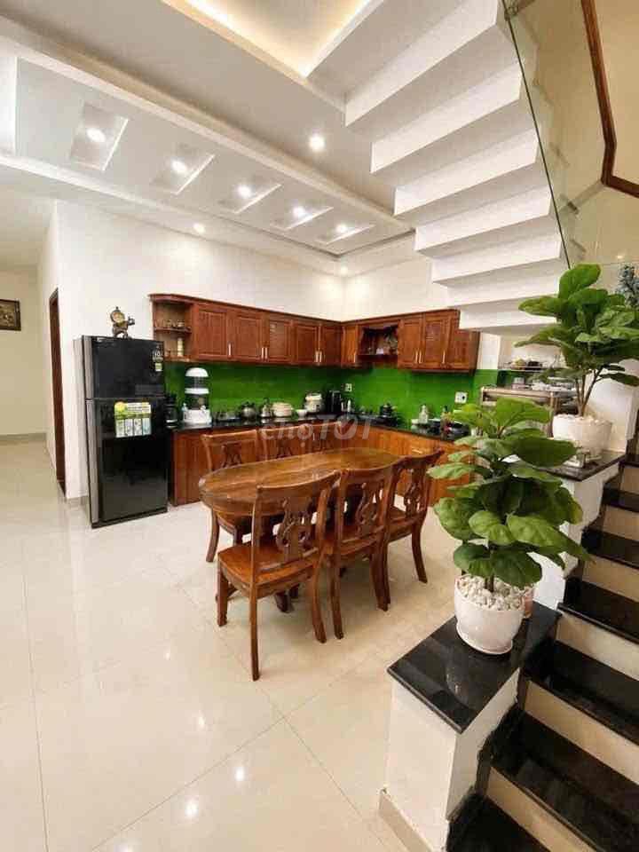 76m - XE HƠI - 4 TẦNG - PHẠM VĂN BẠCH