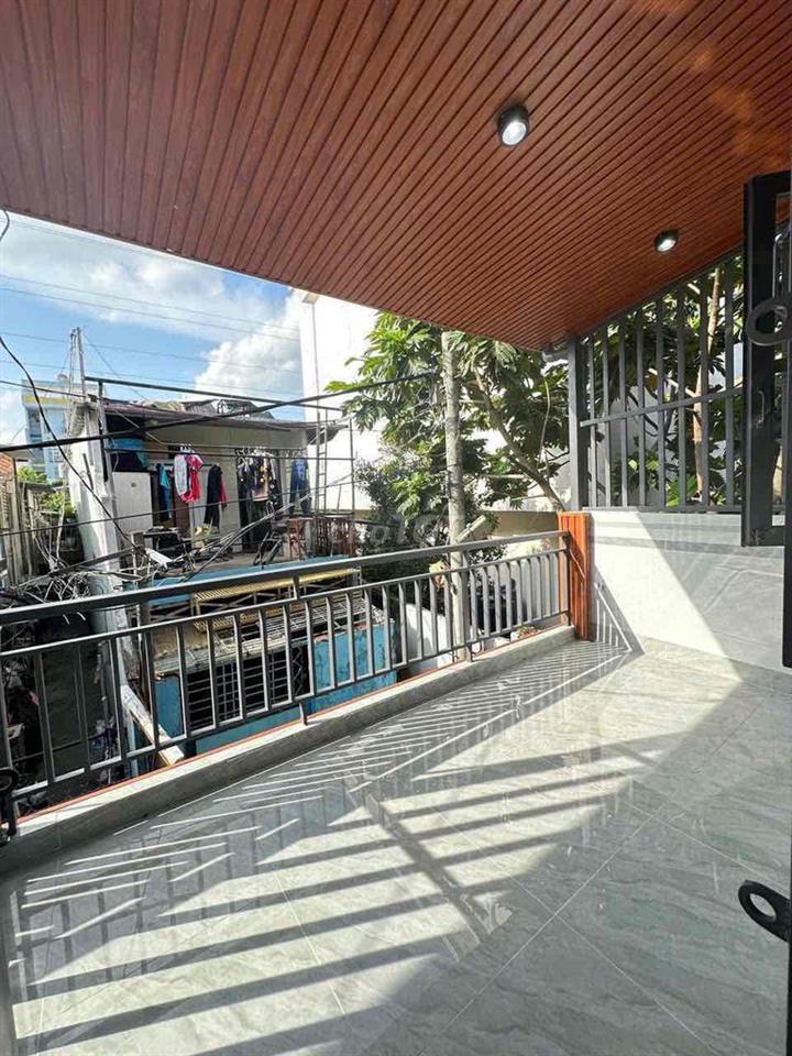 Gia đình cần bán nhà thới an 04 ngay siêu thị metro
