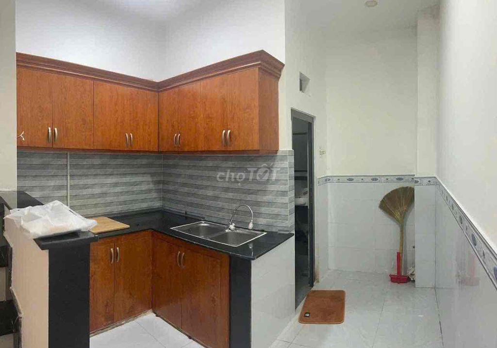 Bán gấp nhà trên đường tô ký tân chánh hiệp 34