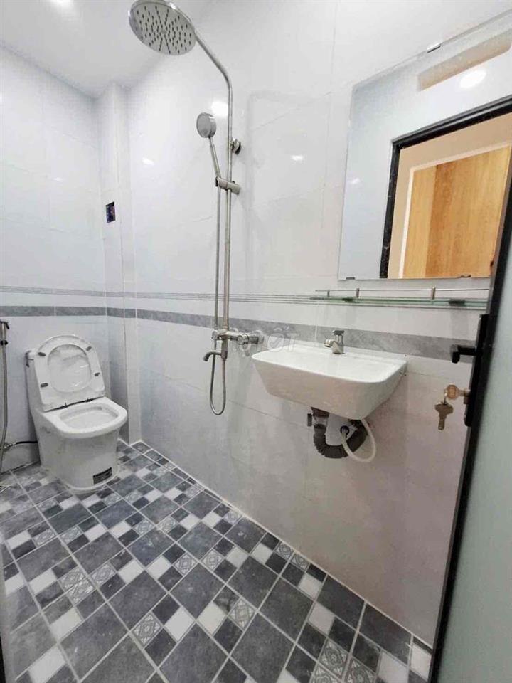 Định cư nước ngoài cần bán nhà ở Nguyễn Thị Búp còn thương lượng