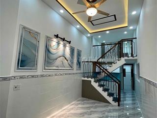 Bán nhà hẻm xe ô tô trên đường lê văn khương
