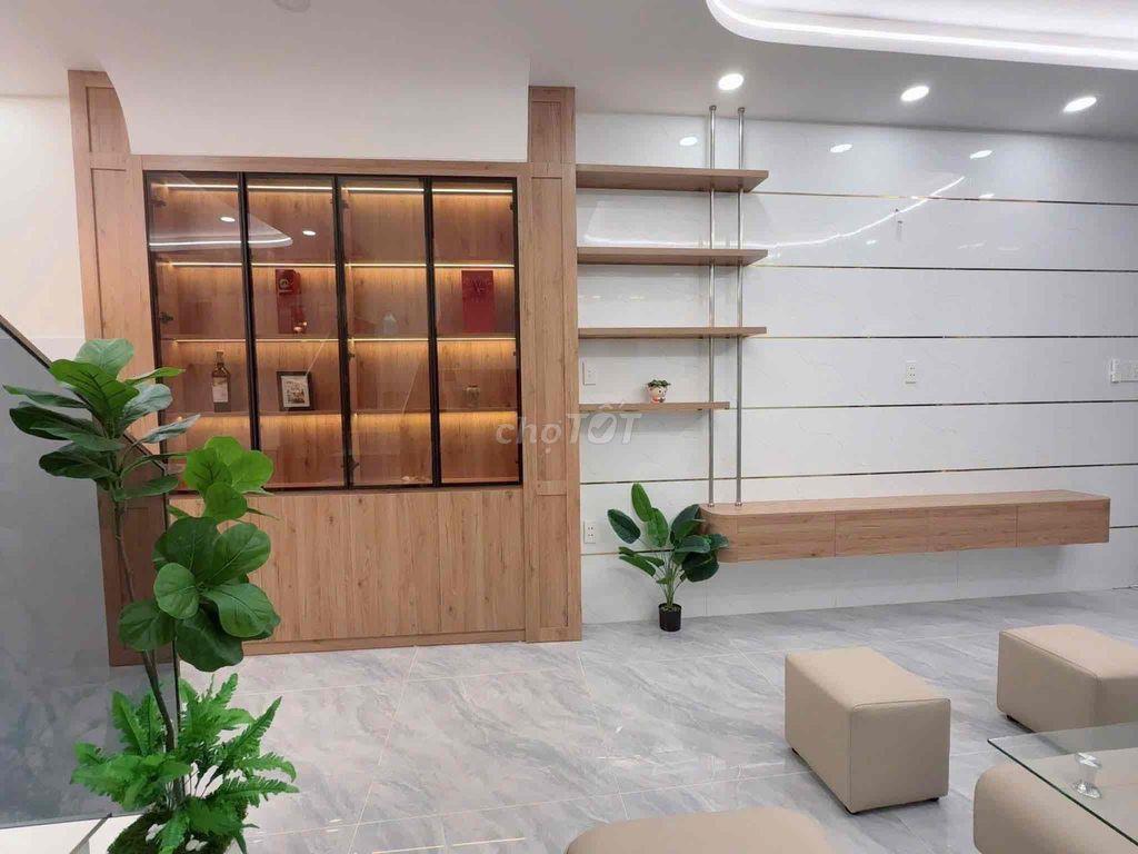 Nhà đẹp ở đường nguyễn văn quá giá còn thương lượng