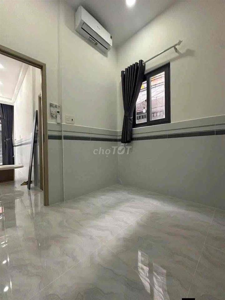 Bán nhà hẻm xe tải Lê Văn Khương giá còn giảm sâu