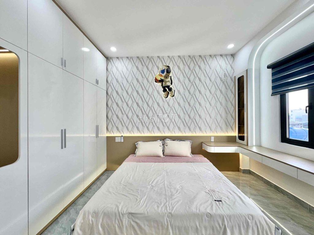 🌟 Nhà Phố Luxury Gần Dương Thị Mười, 5 Tầng, Full Nội Thất, Thang Máy