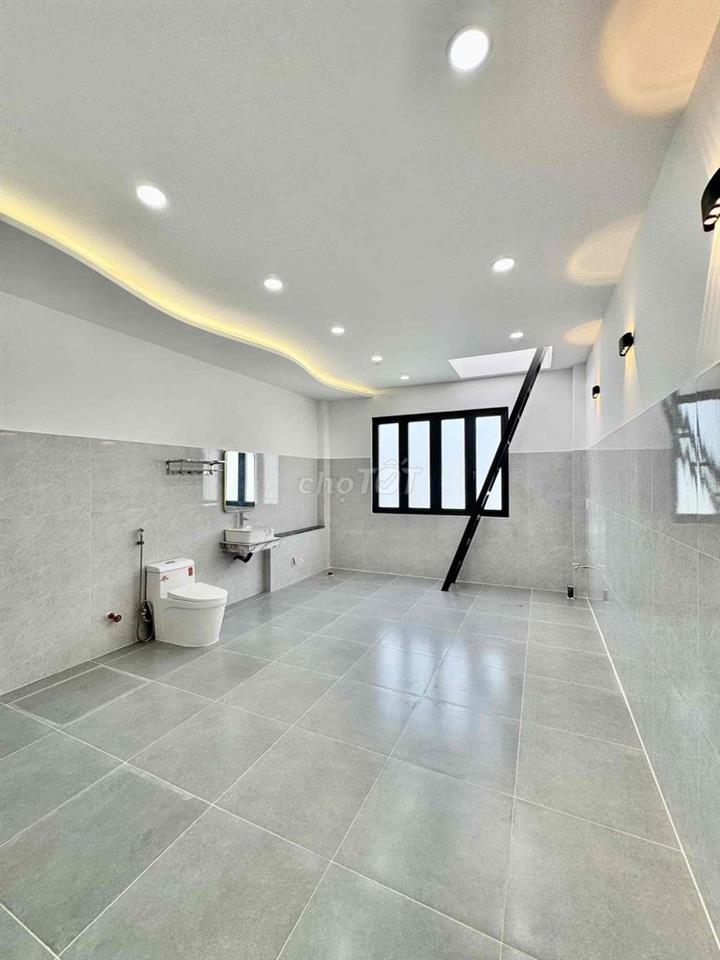 🌟 Nhà Phố Luxury Gần Dương Thị Mười, 5 Tầng, Full Nội Thất, Thang Máy