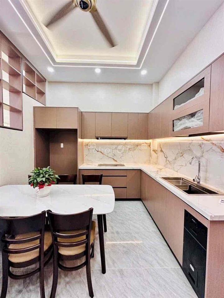 🔥 Giảm 800 Triệu! Nhà Mới 4.3x24m Full Nội Thất – Đường 6m – Chỉ 5,8 T