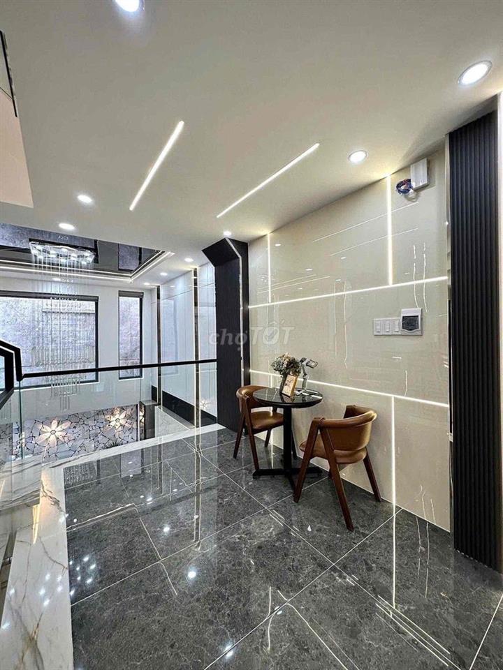 🌟 Gần Metro & Gò Vấp, Nhà 5 Tầng Gara Ô Tô, Chỉ 7,28 Tỷ