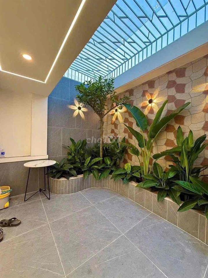✨ Siêu Phẩm TL37, Thang Máy, 316m² Sàn, Gần Ngã 4 Ga, Giá Tốt