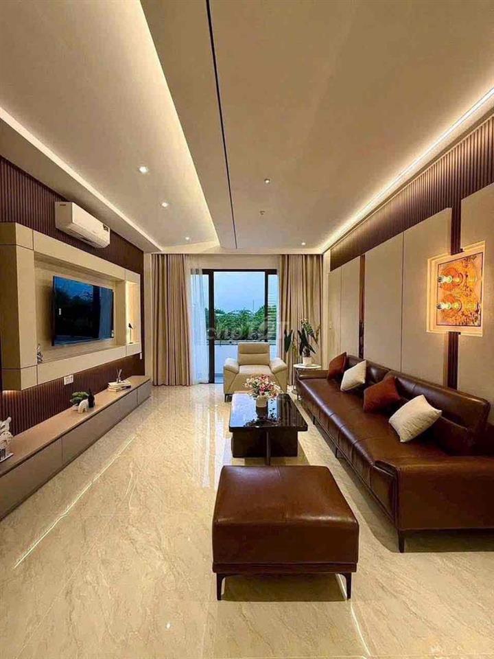 ✨ Siêu Phẩm TL37, Thang Máy, 316m² Sàn, Gần Ngã 4 Ga, Giá Tốt
