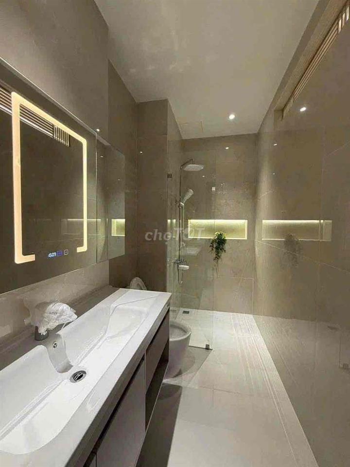✨ Siêu Phẩm TL37, Thang Máy, 316m² Sàn, Gần Ngã 4 Ga, Giá Tốt
