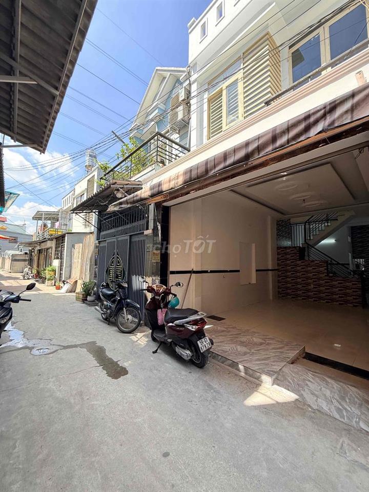 Nhà 2 tầng đẹp Tân Thới Hiệp, đối diện BV Q12, 4x12m, chỉ 3,89 tỷ