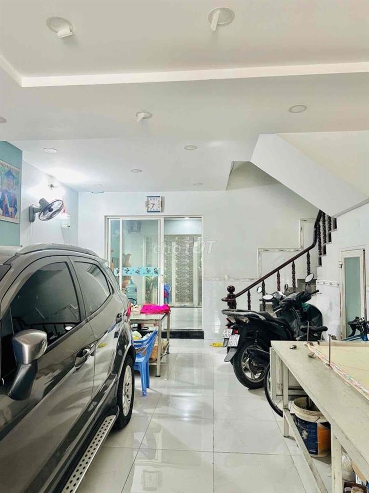 Nhà K82 Trung Mỹ Tây 6x20m, 121m², đối diện công viên, KD đẹp