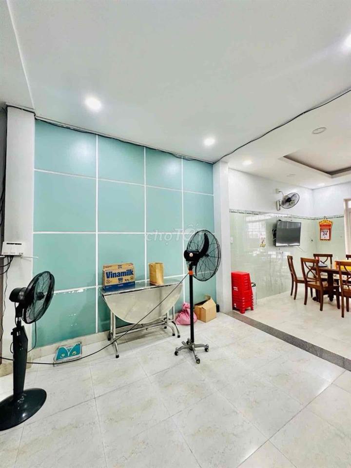 Nhà K82 Trung Mỹ Tây 6x20m, 121m², đối diện công viên, KD đẹp