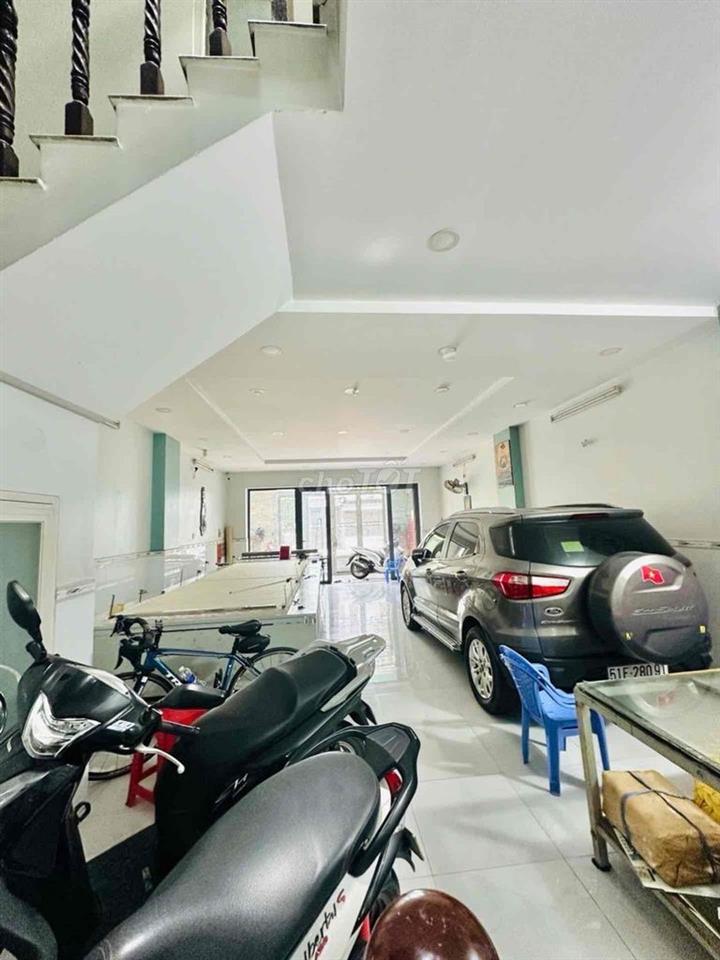 Nhà K82 Trung Mỹ Tây 6x20m, 121m², đối diện công viên, KD đẹp