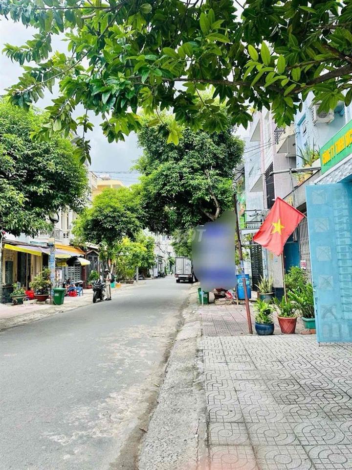 Nhà K82 Trung Mỹ Tây 6x20m, 121m², đối diện công viên, KD đẹp