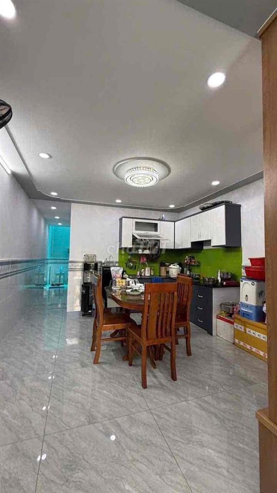 Nhà đẹp 4x16m, 3PN, hẻm 4m Chợ Thiếc, SHR, chỉ 4,25 tỷ TL